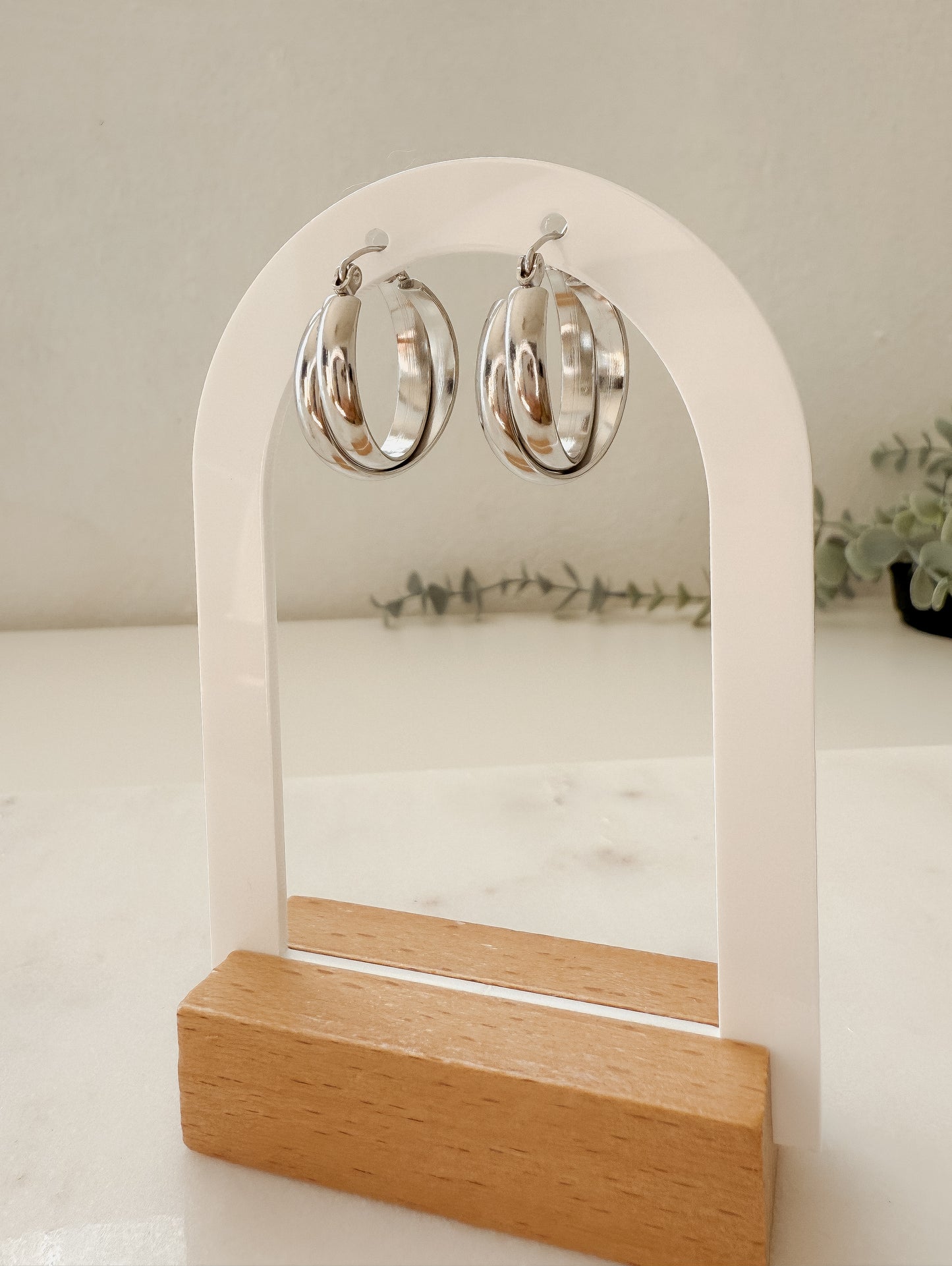 Doble hoops aretes en plata, no pesan, acero inoxidable de la mejor calidad