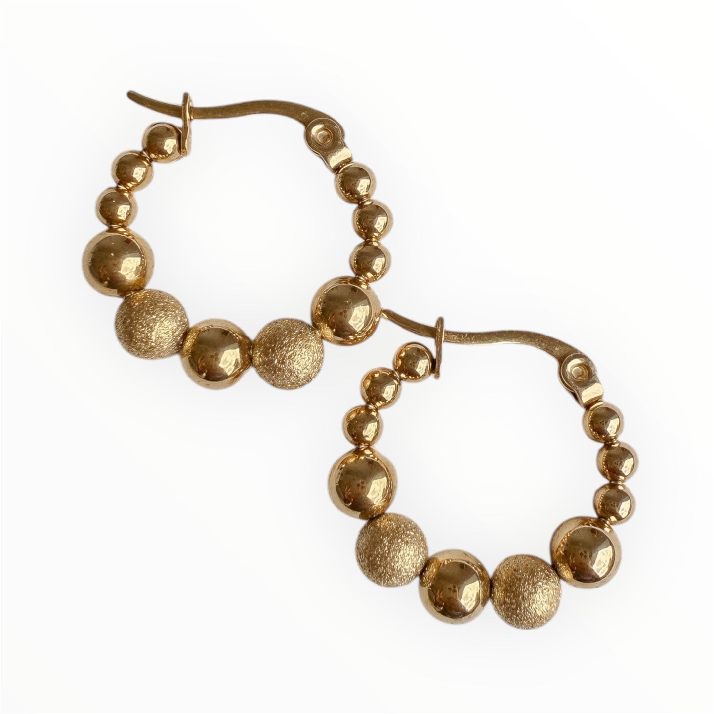 Aretes de bolitas