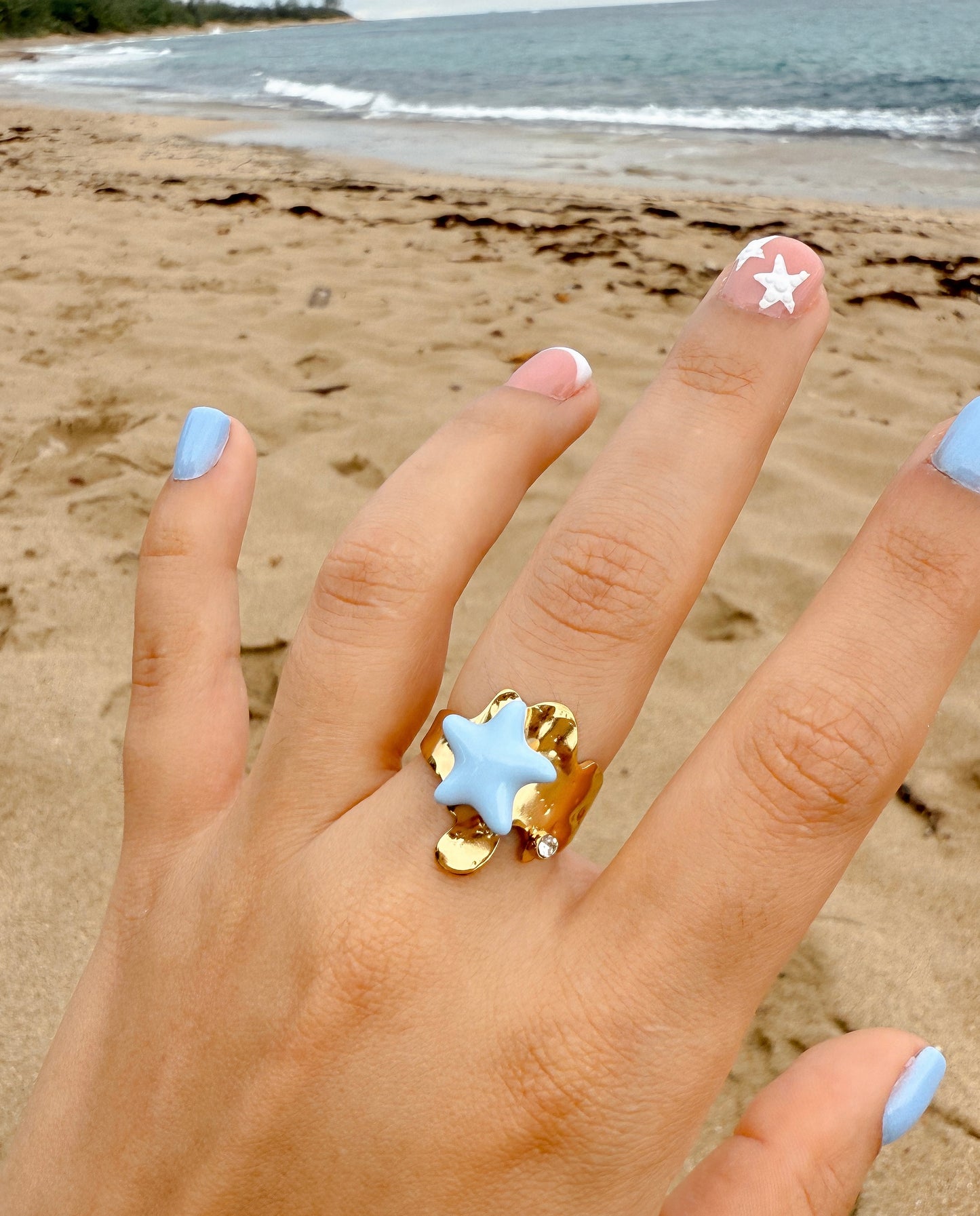 Sortija con estrella de mar azul