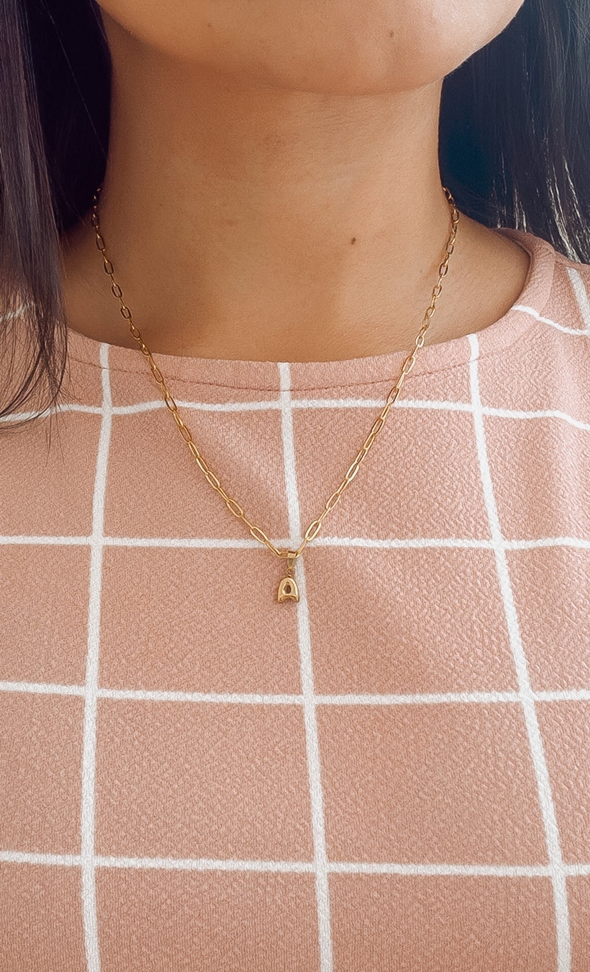 Collar con inicial