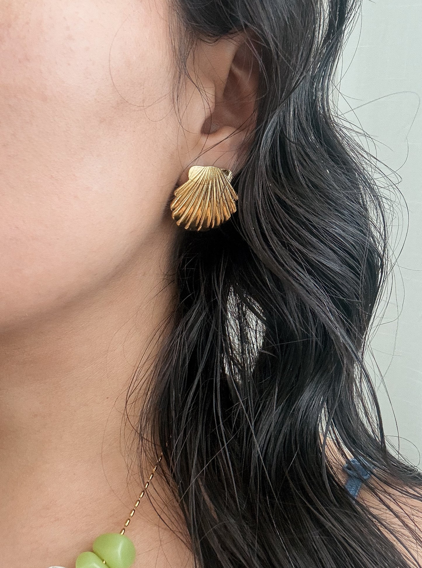 Aretes de concha de mar de acero inoxidable