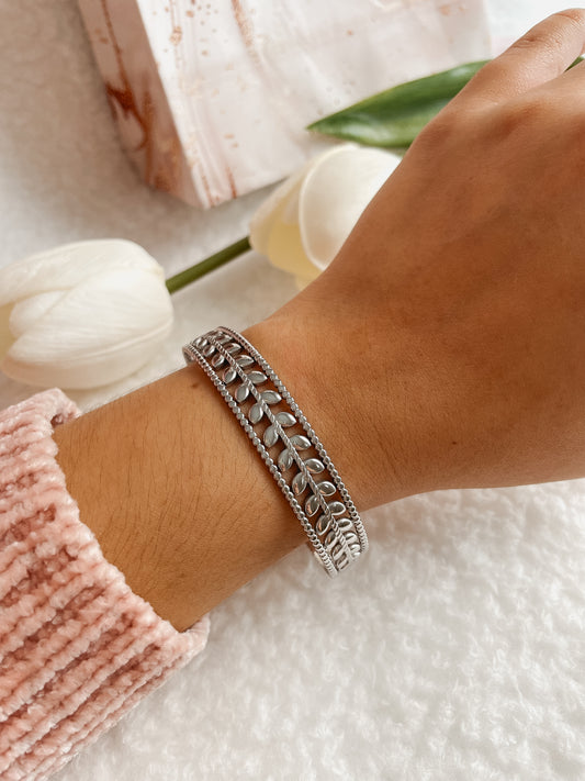 Silver leaf bracelet