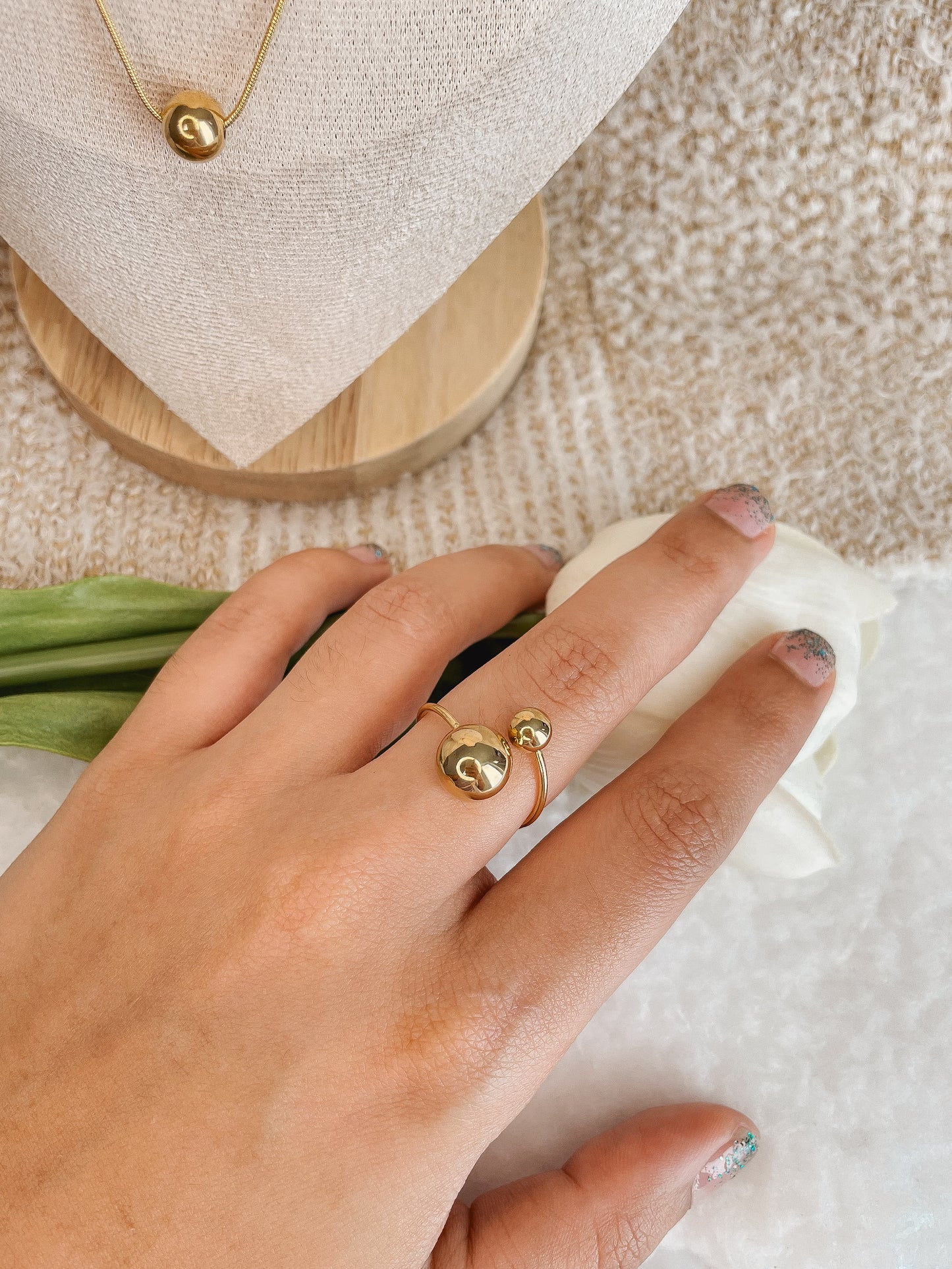 Sphere ring - Gold