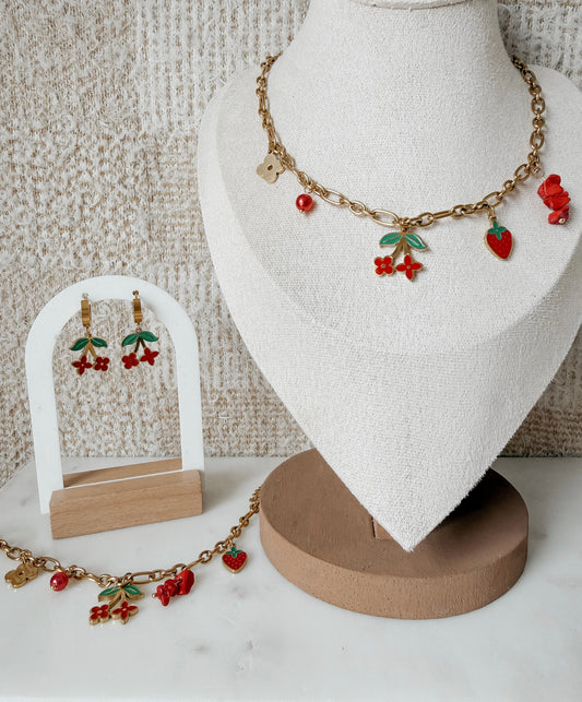 Set de joyas de frutas.